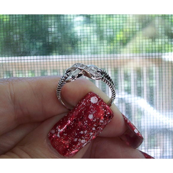 925 STERLING SILVER Infinity Cubic Zirconia Ring - Picture 9 of 16